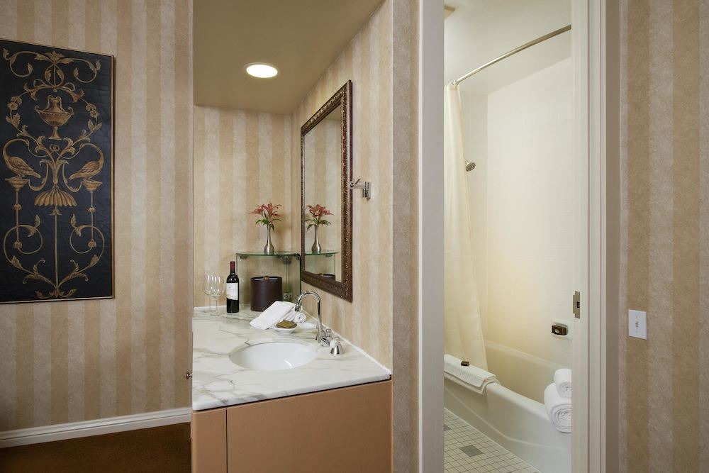 Photo of Bathroom in South Beach