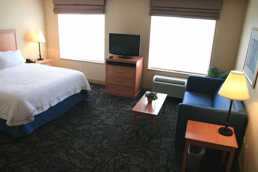 Photo of Bedroom in Lathrop
