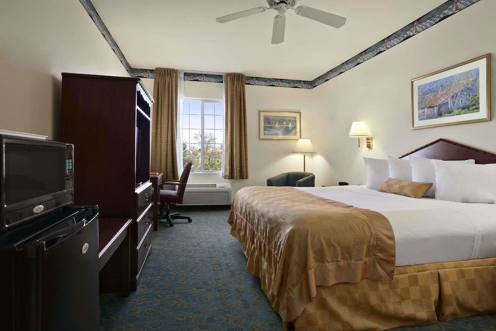 Photo of Bedroom in Williams