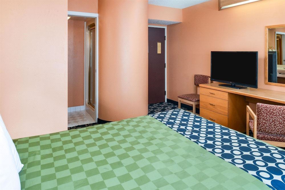 Photo of Bedroom in Rawlins