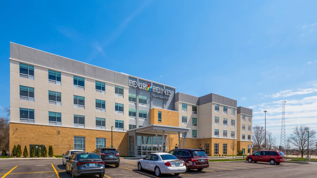 Photo of Buildings in Simonton Lake