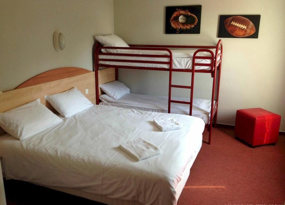 Photo of Bedroom in La Chapelle-Saint-Mesmin