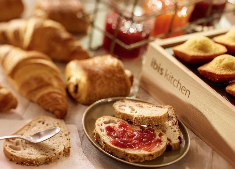 Photo of Others in Pantin