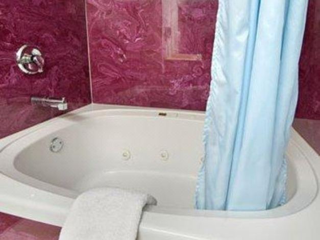 Photo of Bathroom in Lee's Summit