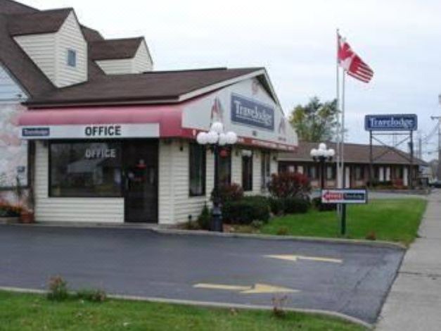 Photo of Buildings in Niagara Falls