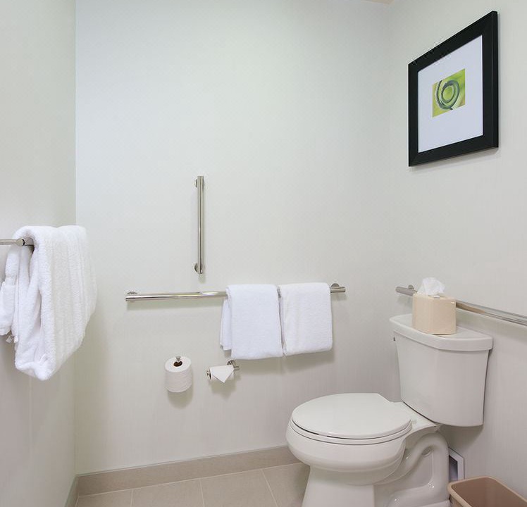 Photo of Bathroom in Downtown Pittsburgh