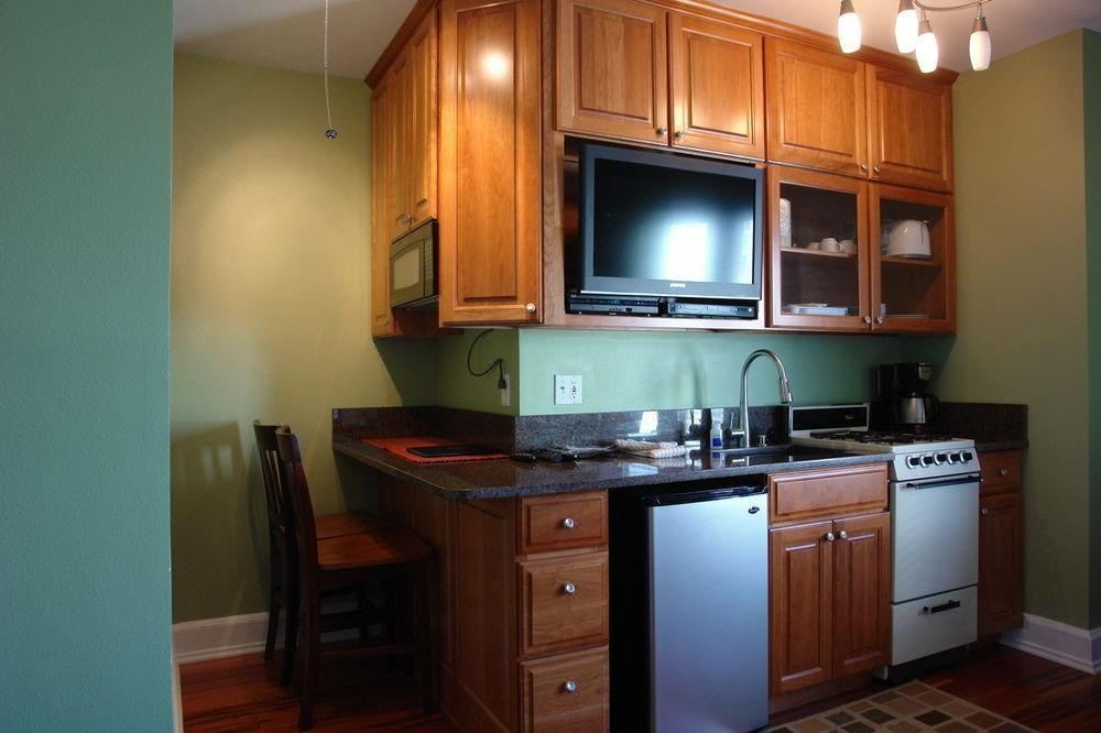 Photo of Kitchen in Yankee Hill