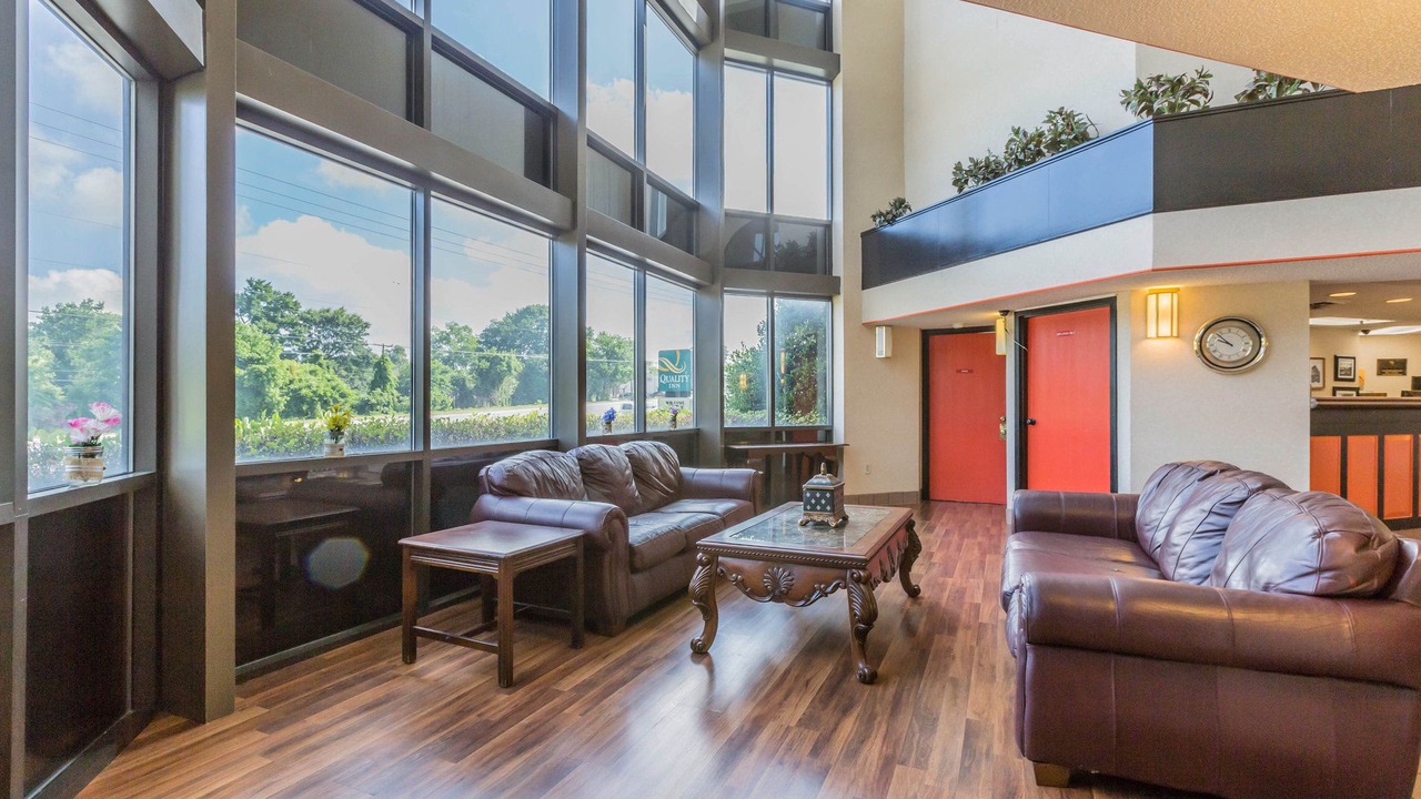 Photo of Livingroom in Greer