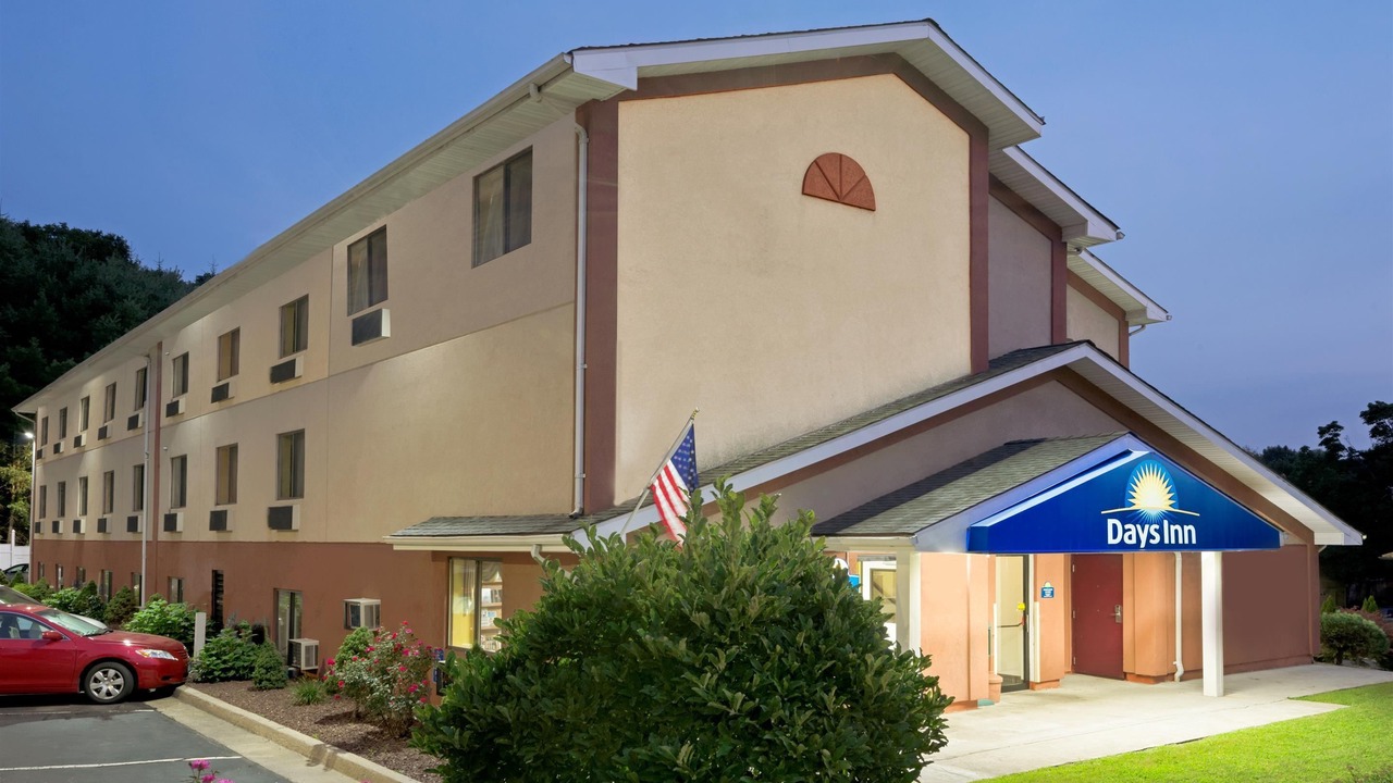 Photo of Buildings in Torrington