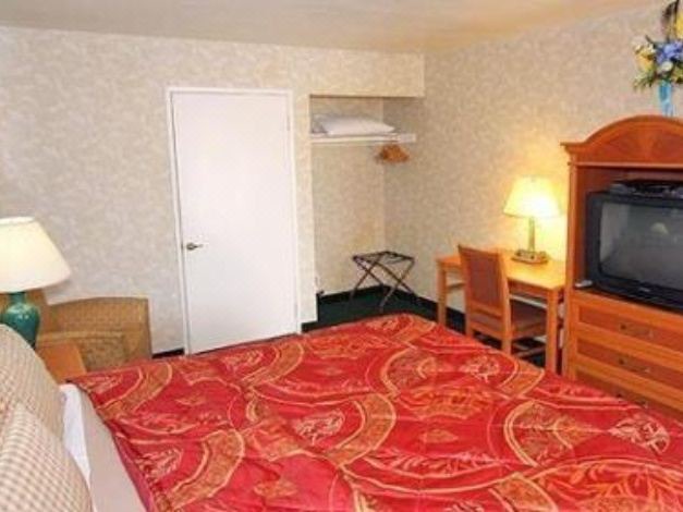 Photo of Bedroom in Cypress