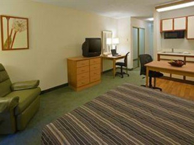 Photo of Livingroom in Macon