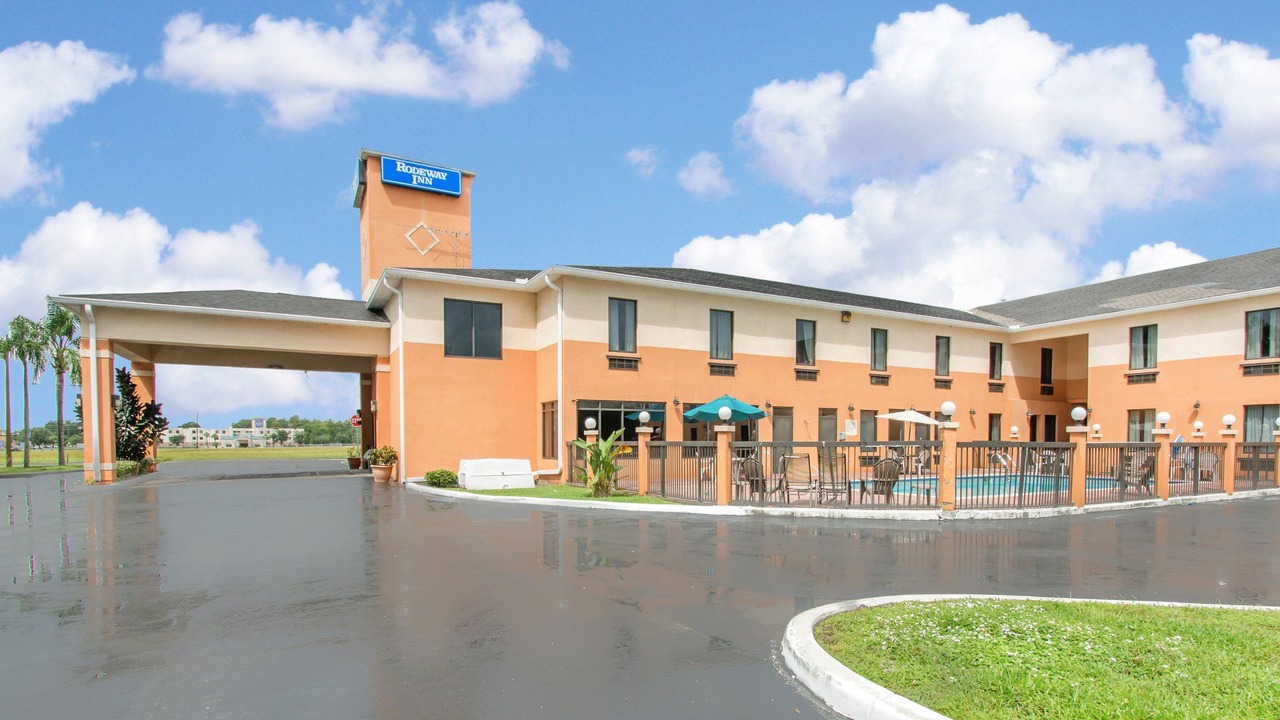 Photo of Buildings in Wesley Chapel