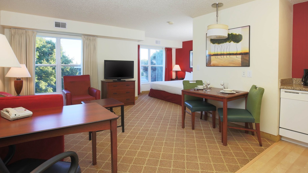 Photo of Livingroom in Flint