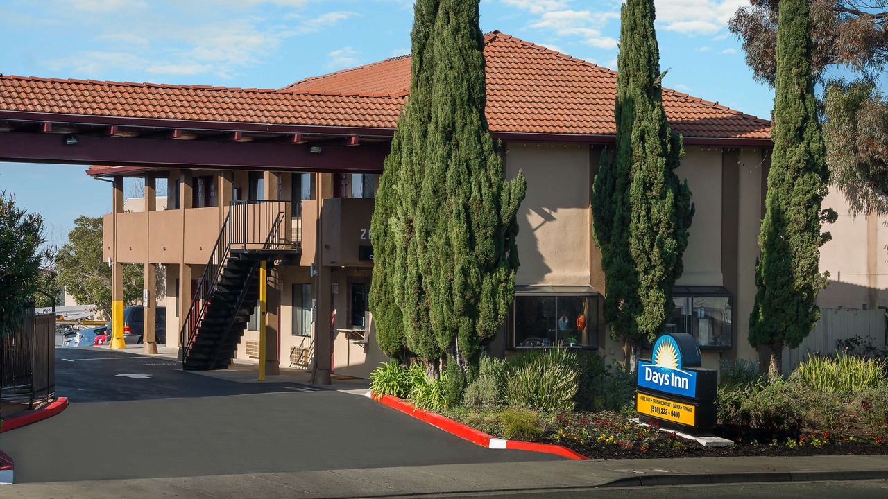Photo of Buildings in Pinole