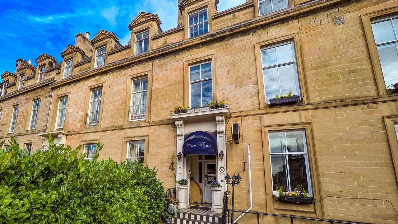 Photo of Buildings in Newington