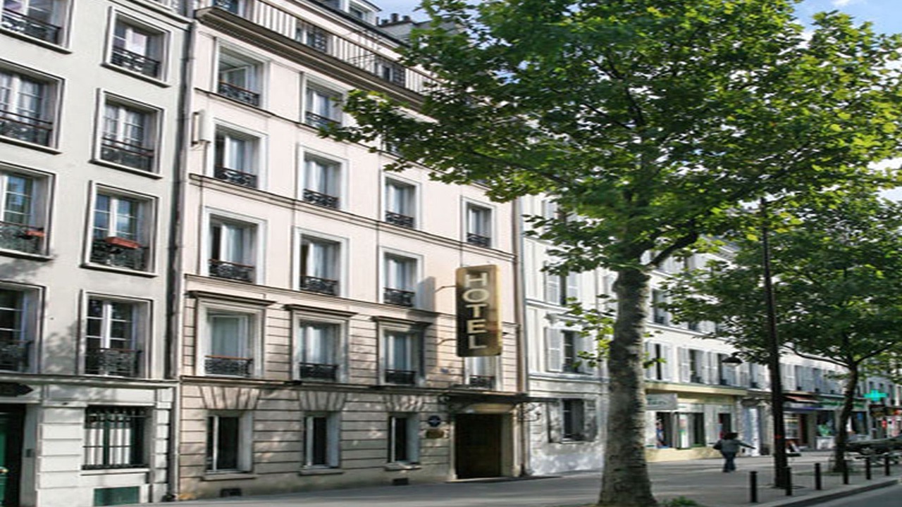 Photo of Buildings in Val-de-Grace