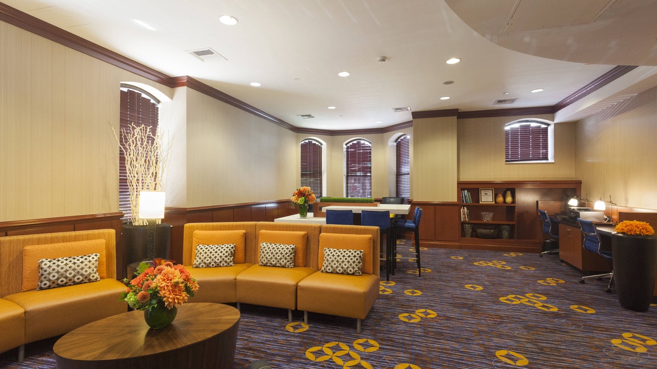 Photo of Livingroom in Prudential - St. Botolph