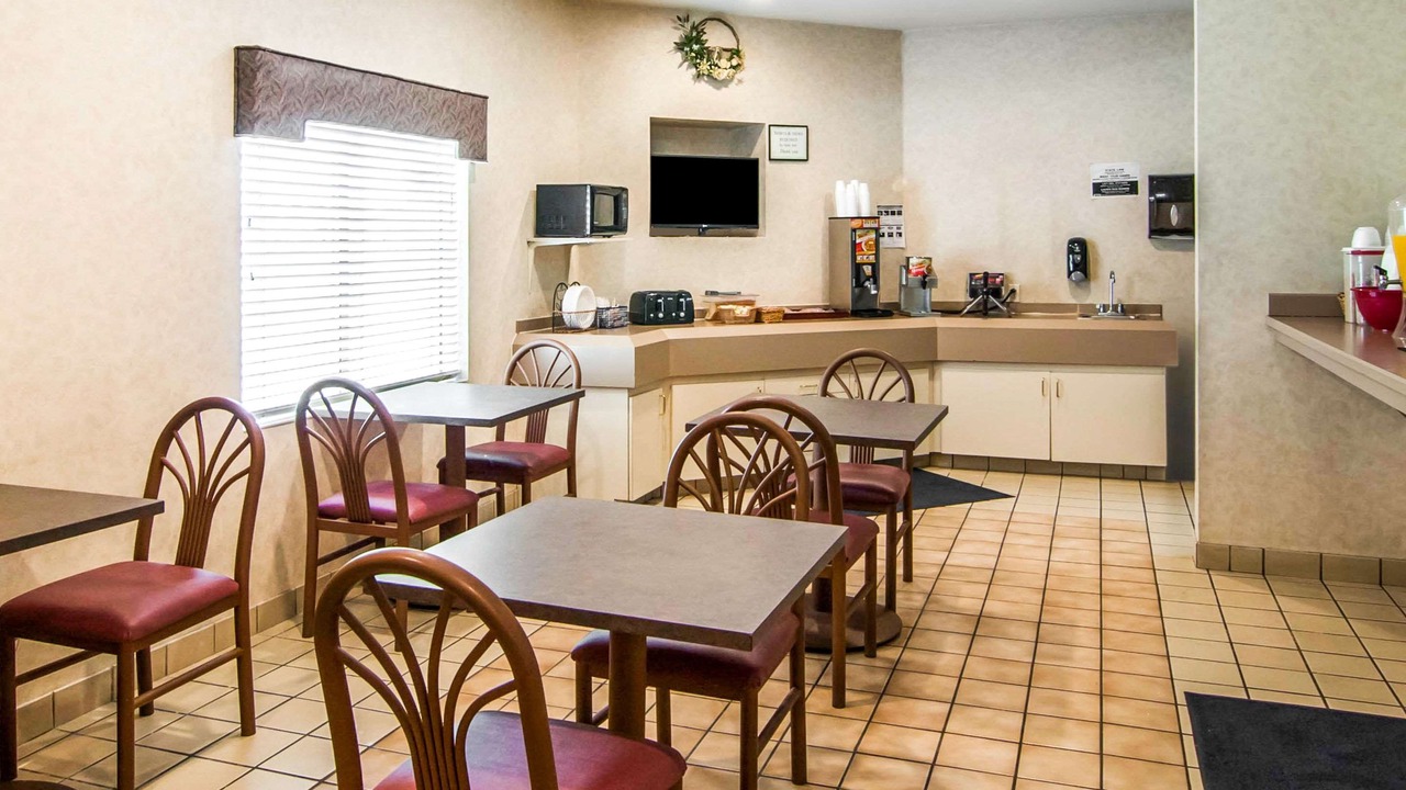 Photo of Livingroom in Salem