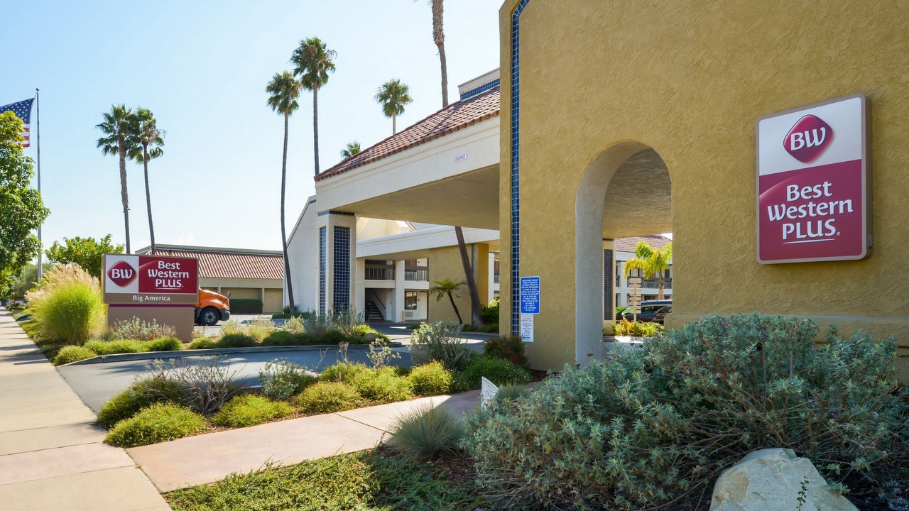 Photo of Buildings in Santa Maria