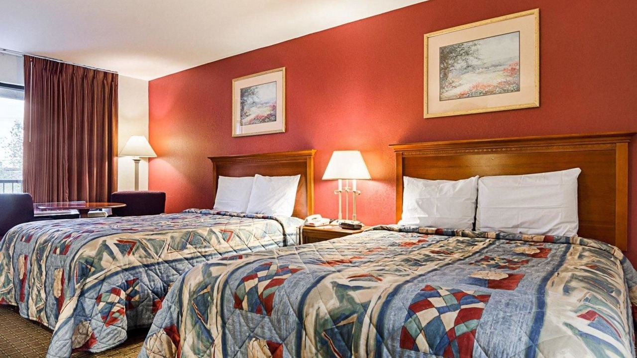 Photo of Bedroom in Mosby