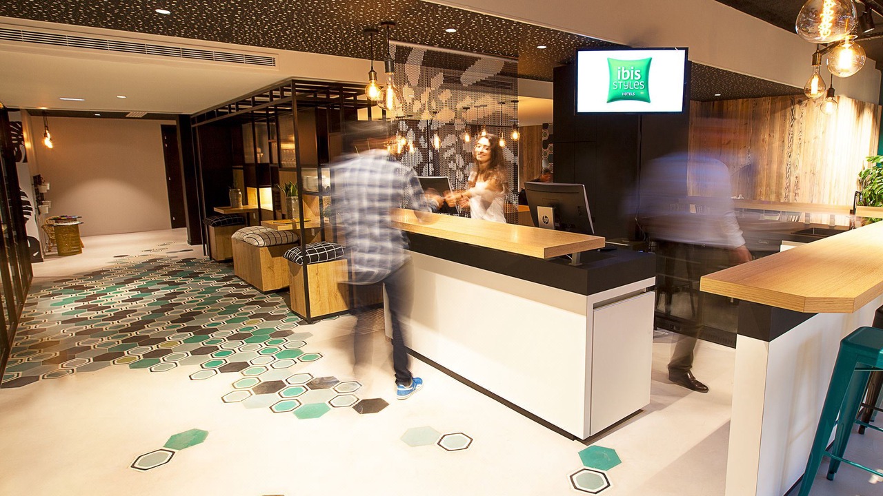 Photo of Livingroom in Republique–Point-du-Jour