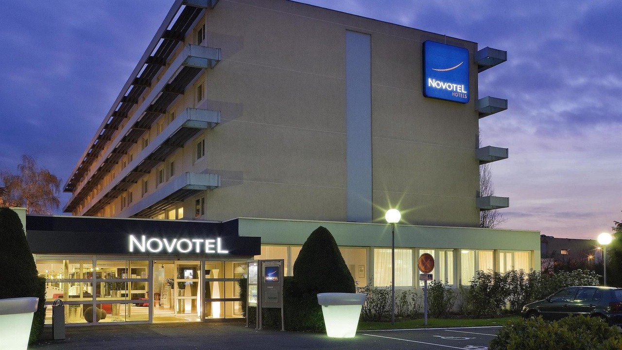 Photo of Buildings in Orgeval