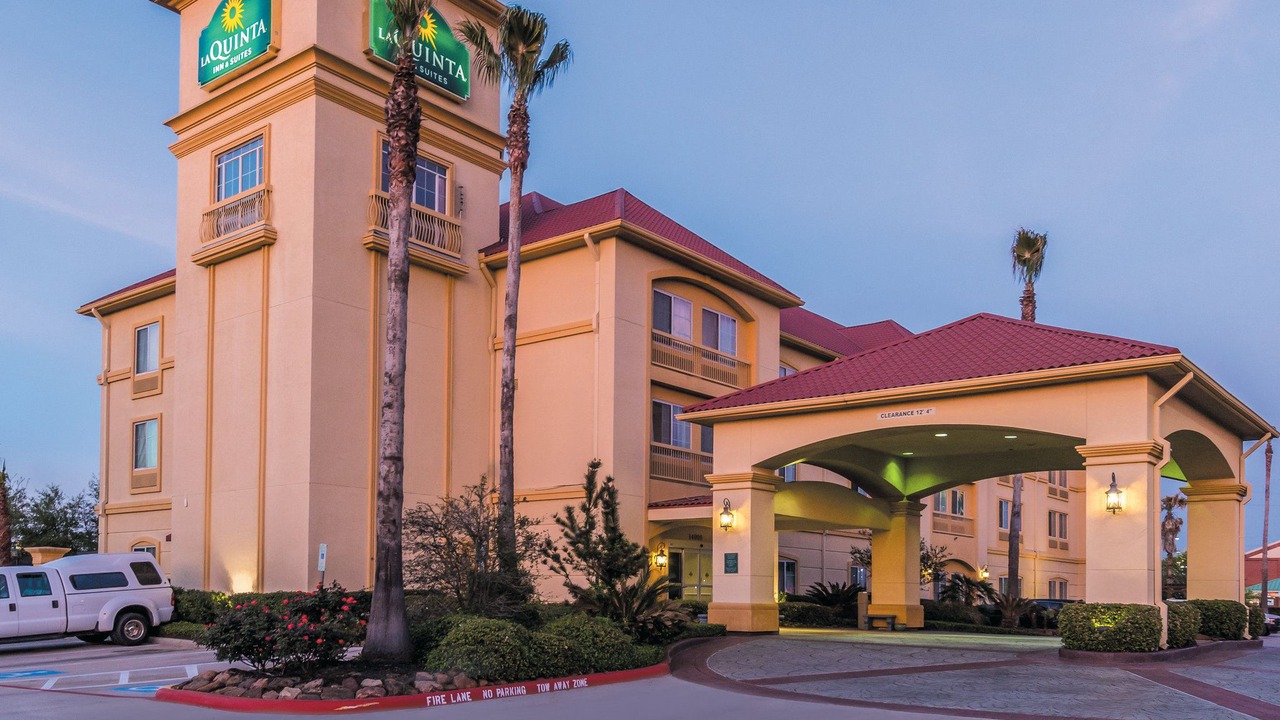 Photo of Buildings in Tomball