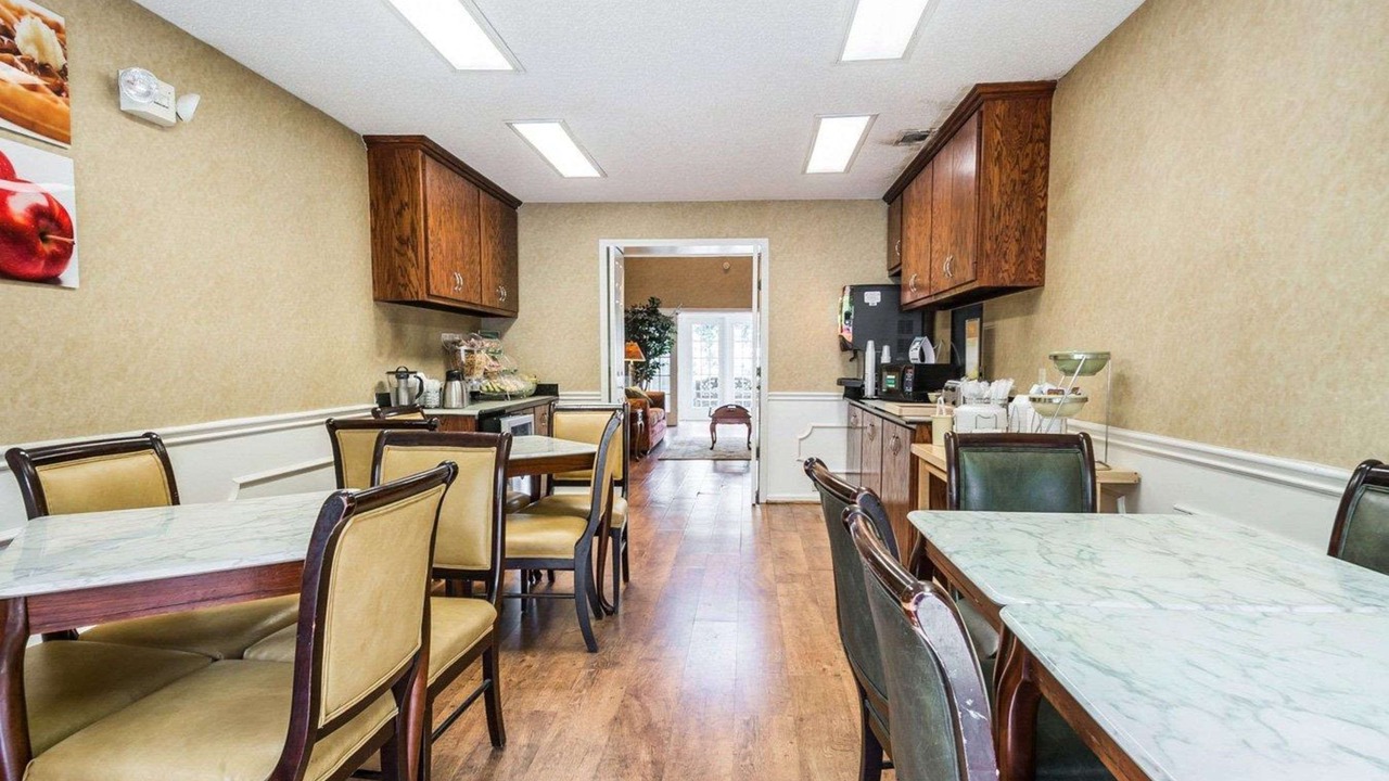 Photo of Others in Bainbridge