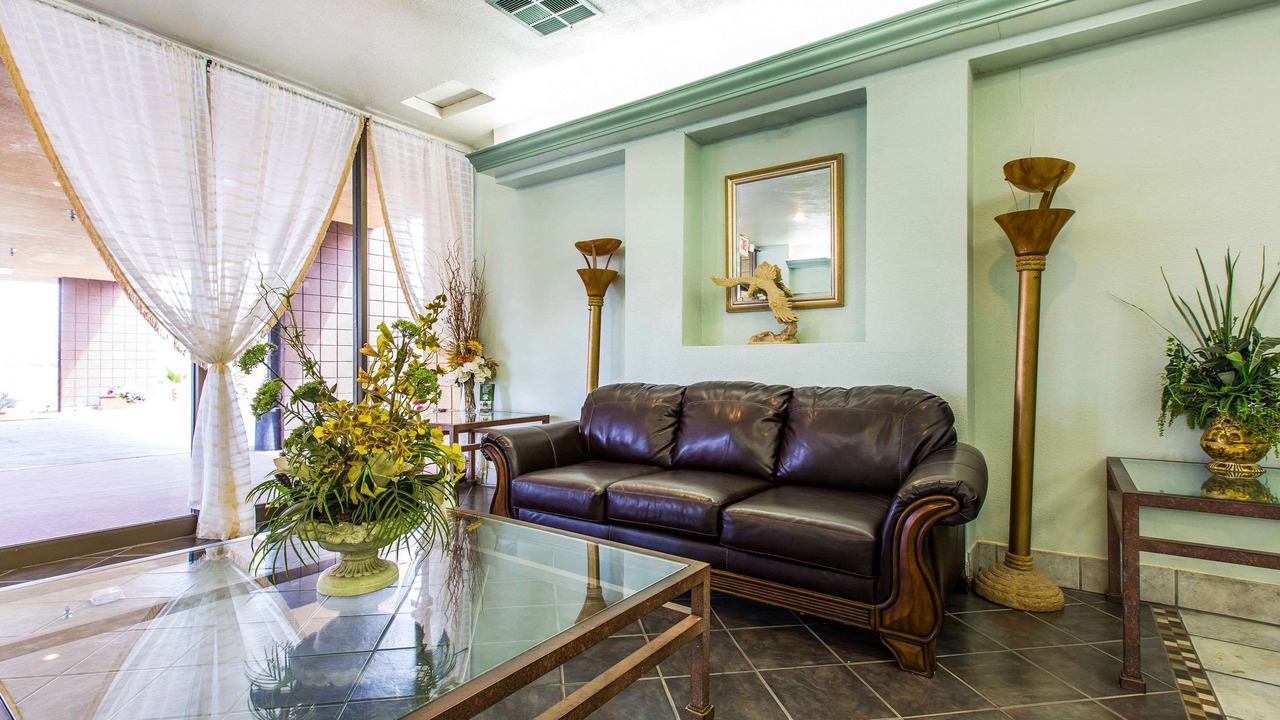 Photo of Livingroom in El Centro