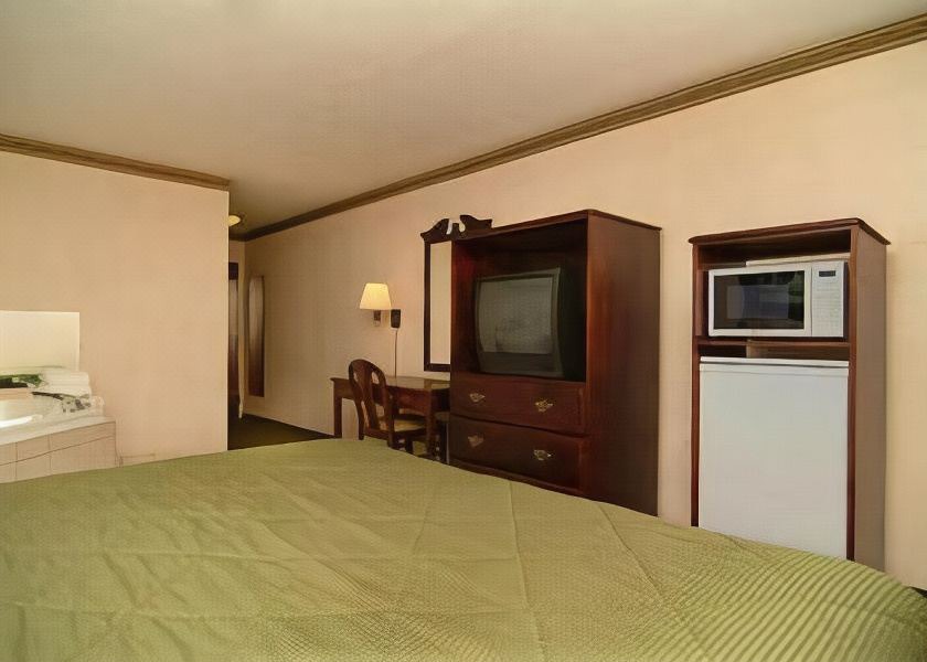 Photo of Bedroom in Caddo Valley