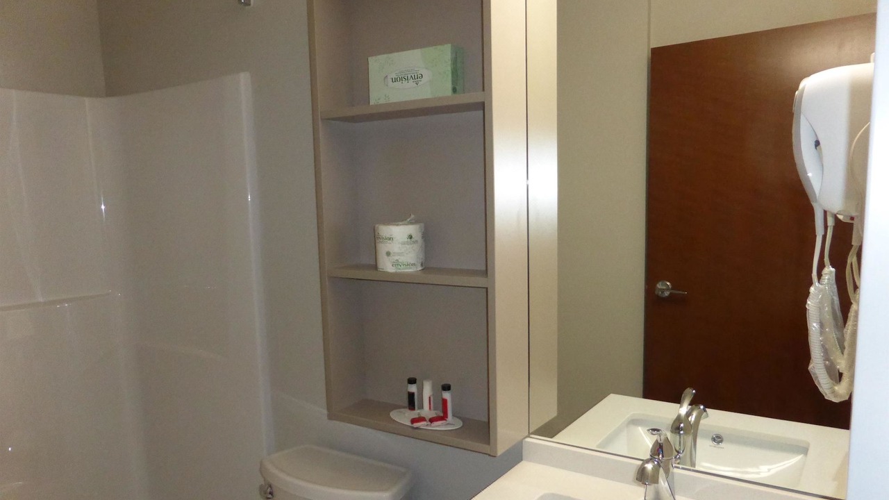 Photo of Bathroom in Niagara Falls