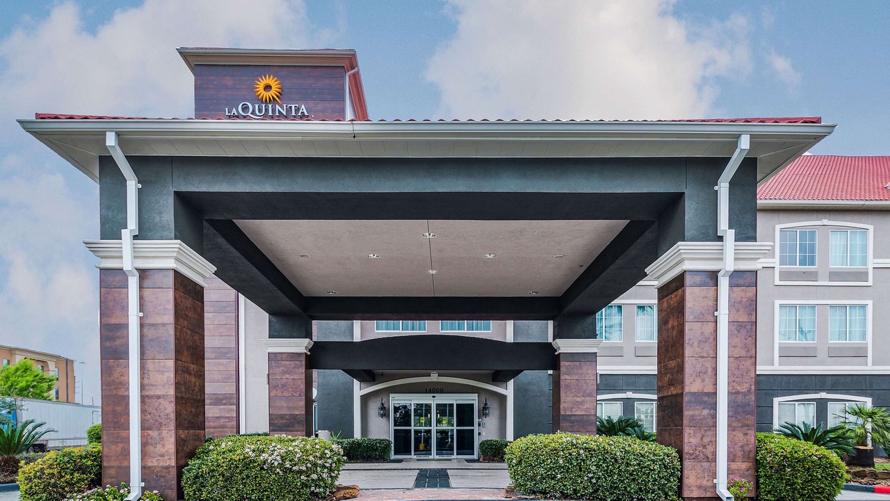Photo of Buildings in Tomball