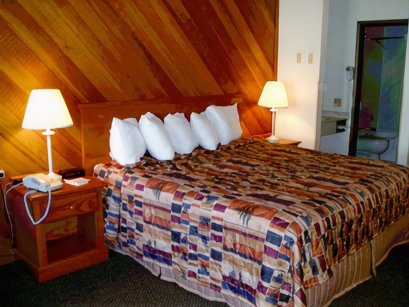 Photo of Bedroom in Mount Shasta