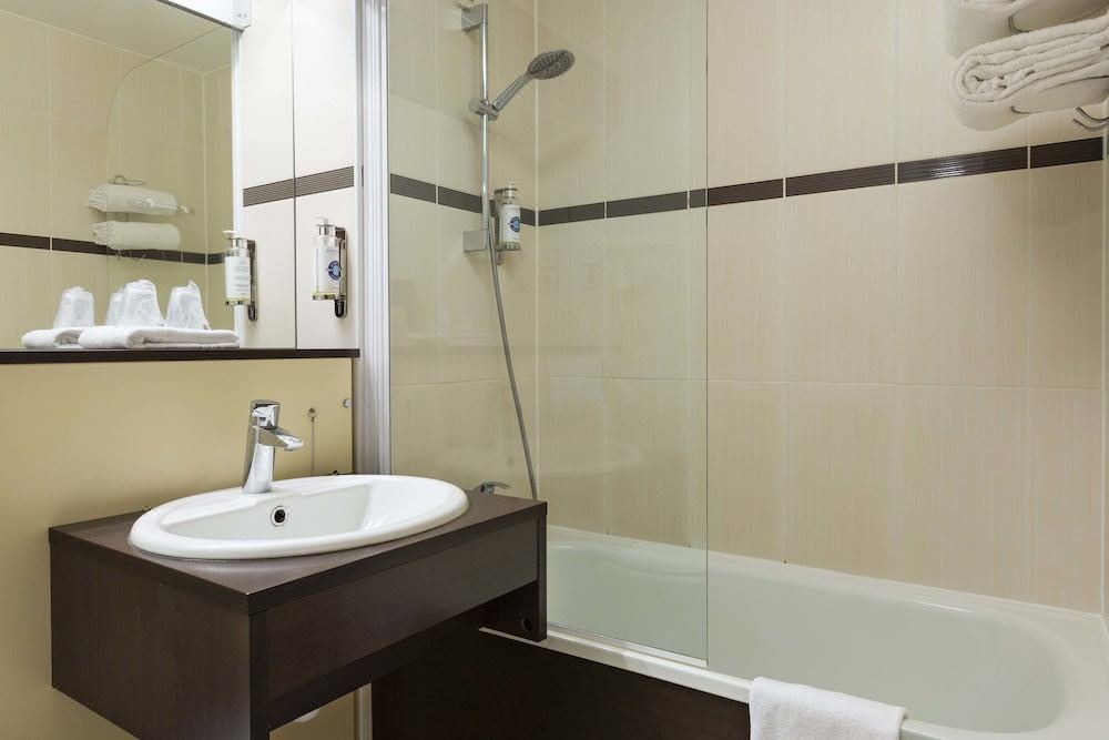 Photo of Bathroom in Saran