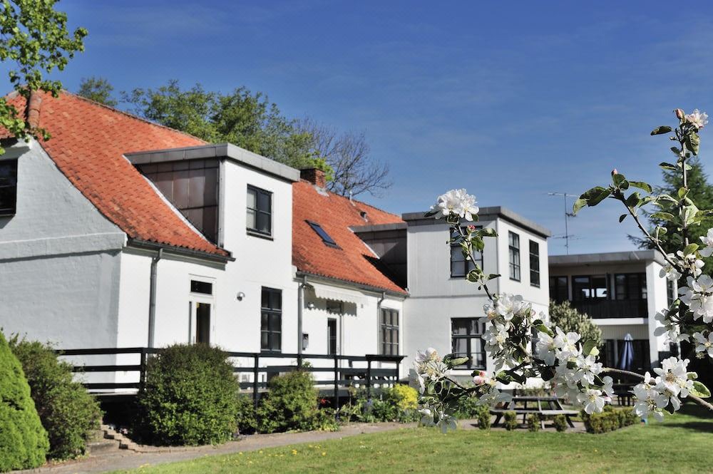Photo of Buildings in Hovedgard
