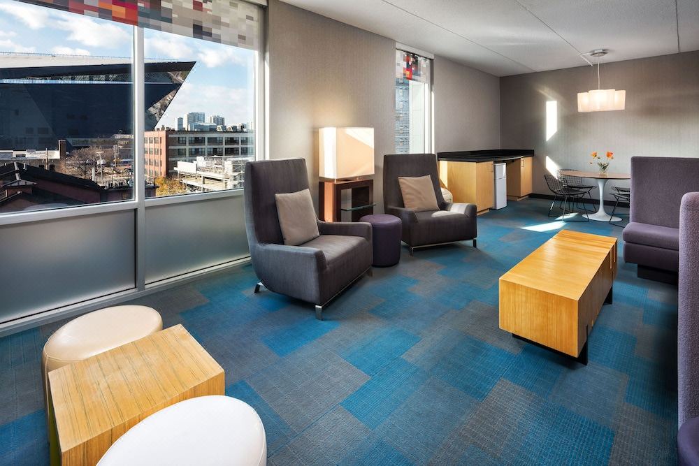 Photo of Livingroom in Downtown East