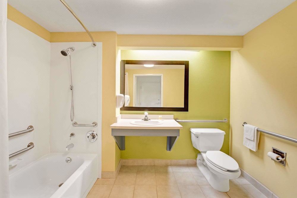 Photo of Bathroom in DeSoto