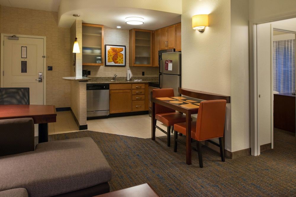 Photo of Livingroom in Gainesville