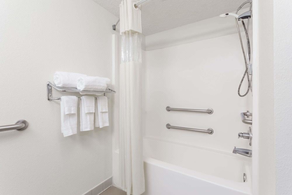 Photo of Bathroom in Jesup