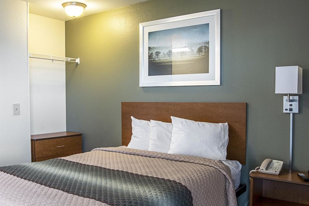 Photo of Bedroom in Salem