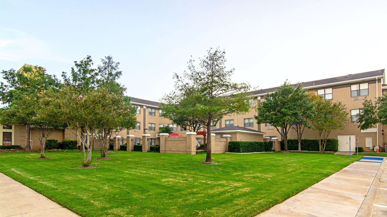 Photo of Buildings in Northwest Dallas