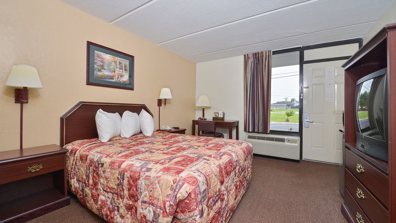 Photo of Bedroom in Savannah