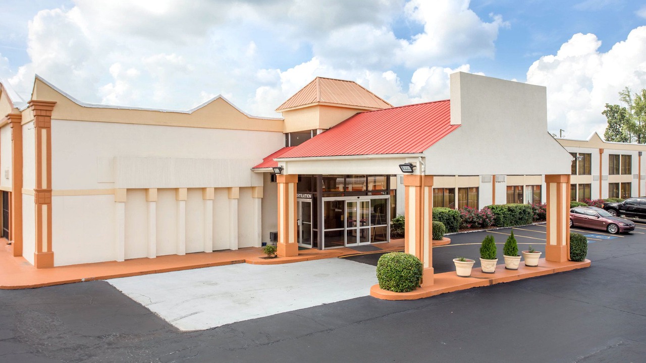Photo of Buildings in Tucker