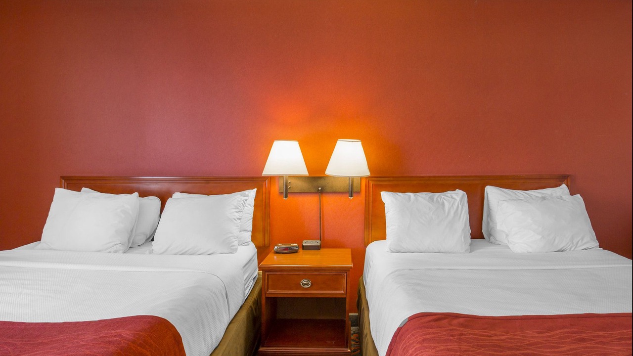 Photo of Bedroom in Banff Trail