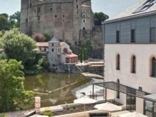 Photo of Buildings in Clisson