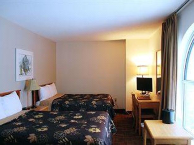 Photo of Bedroom in Magog