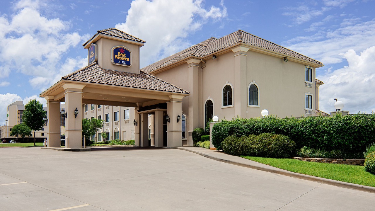 Photo of Buildings in Tyler