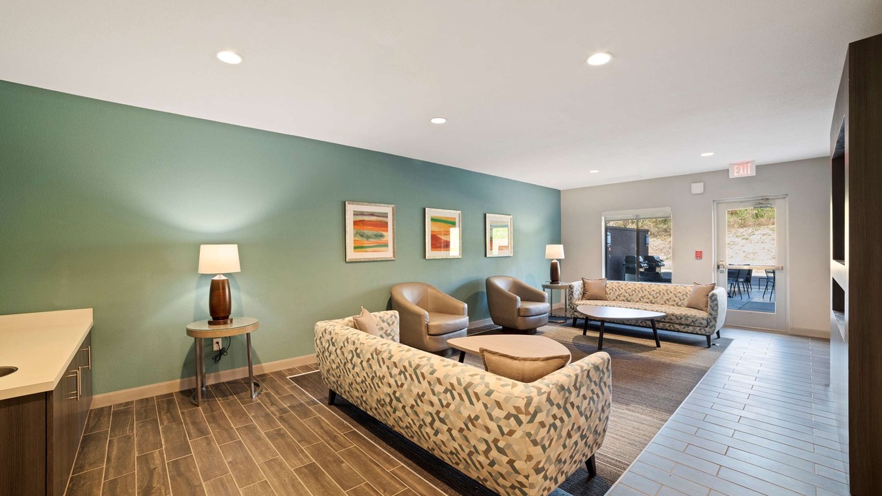 Photo of Livingroom in Greenville - Spartanburg