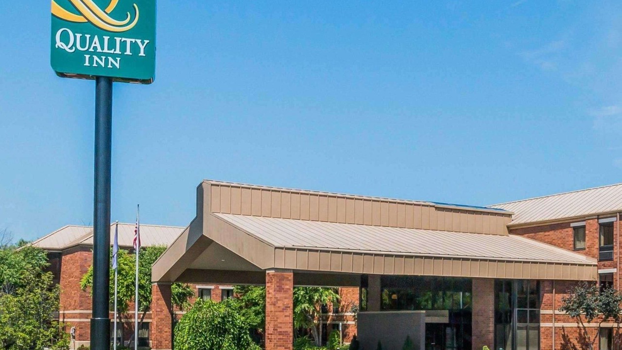 Photo of Buildings in Auburn Hills
