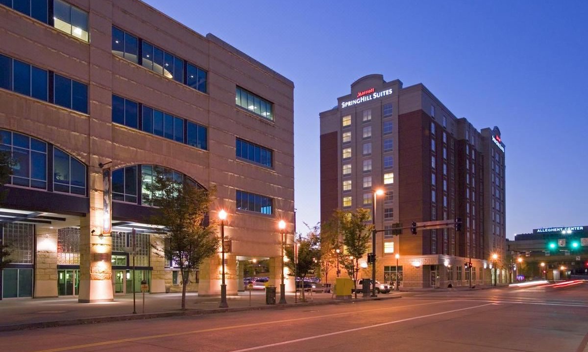 Photo of Buildings in North Shore